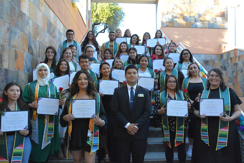 group of Latinx graduates 2023